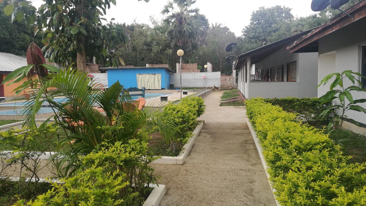Friends Paradise Kilinochchi Extérieur photo
